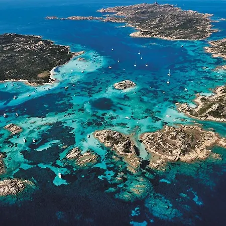 Appartamento In Cala Chiesa *
